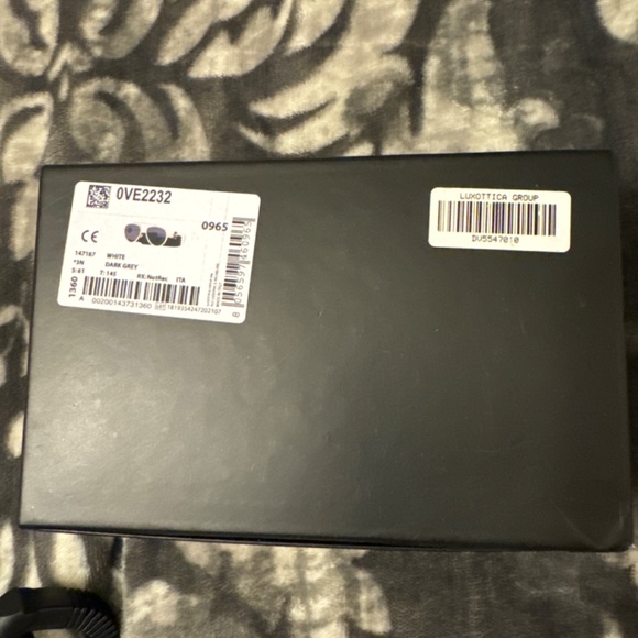 Versace Sunglasses - Picture 6 of 9